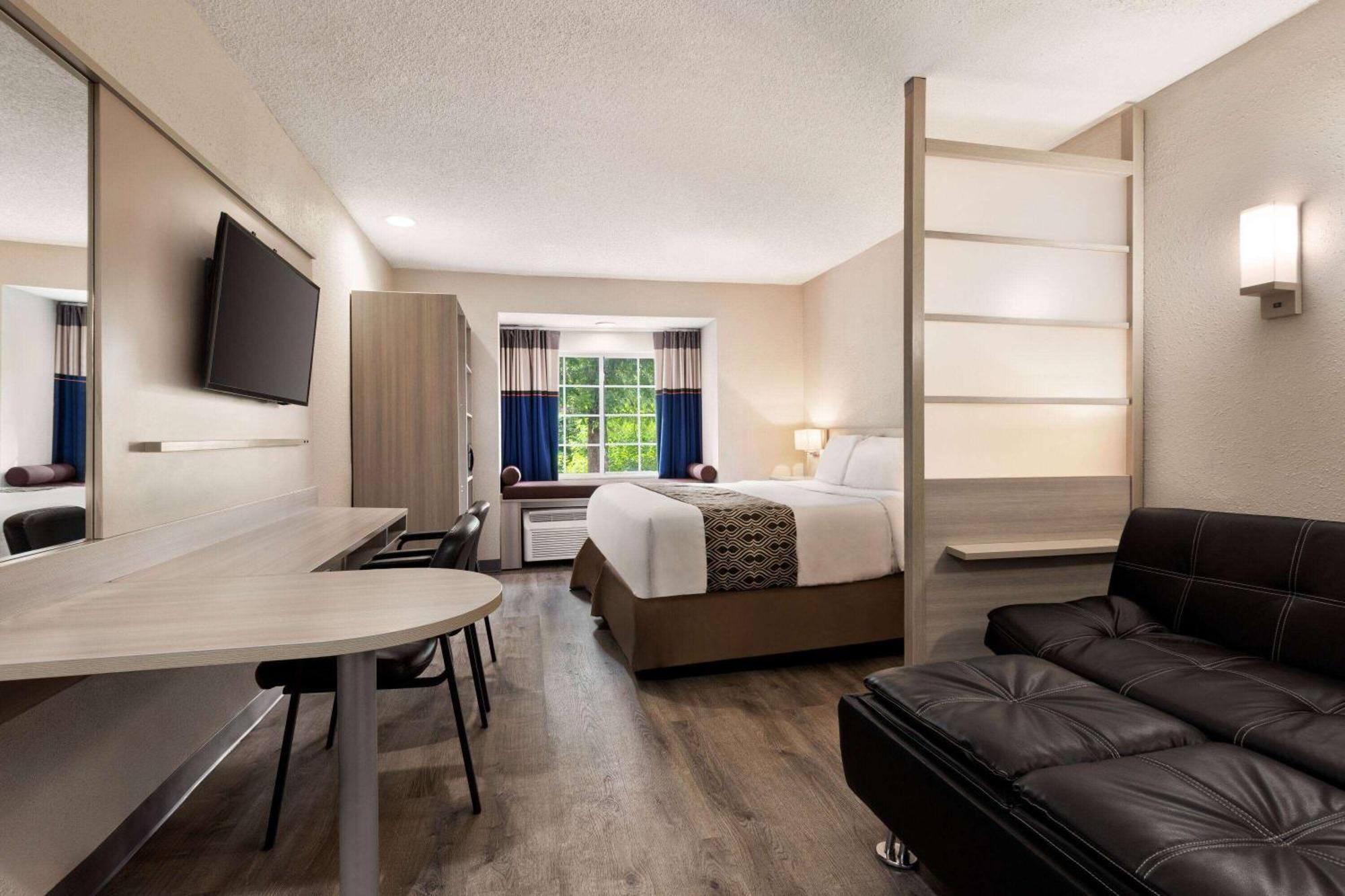 Microtel Inn & Suites By Wyndham Florence/Cincinnati Airpo Exterior photo